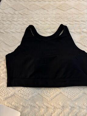 2PK GAP FiT White & Black Sports Bra